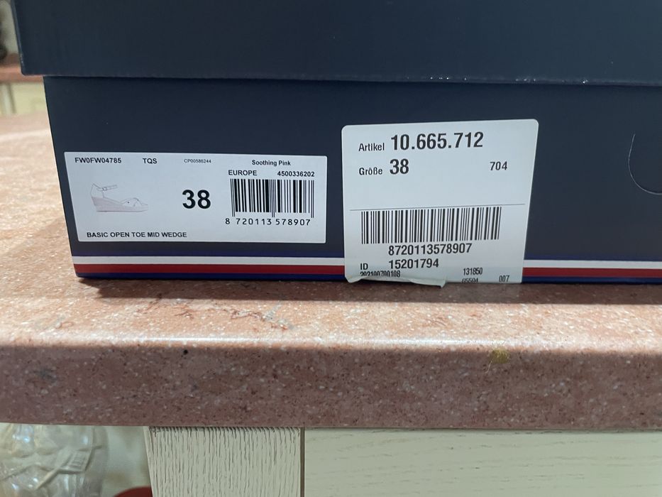 Сандали с платформа Tommy  Hilfiger
