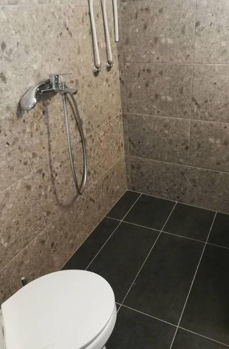 Дава се под наем Двустаен апартамент в Бургас, Сарафово - 60 кв.м за 398.82 € - Снимка #4