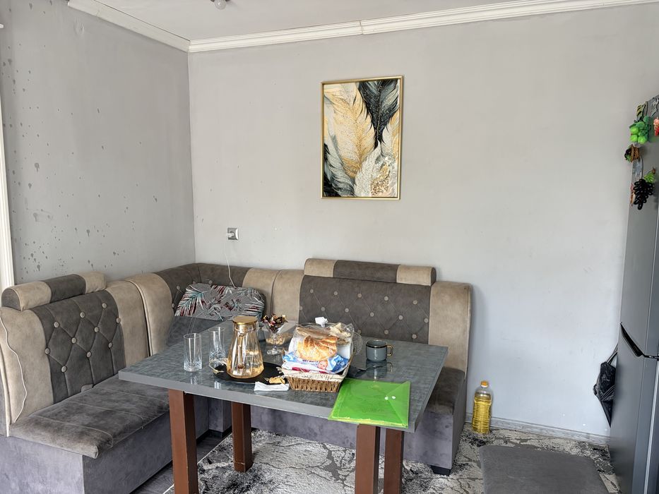 Sirdaryo shahar Pahtakor MFY 2 sotxli uy sotiladi