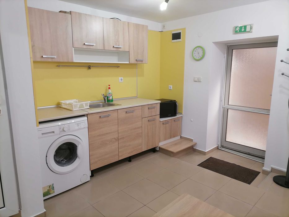 Дава се под наем Едностаен апартамент в Варна, Червен площад - 45 кв.м за 306 € - Снимка #5