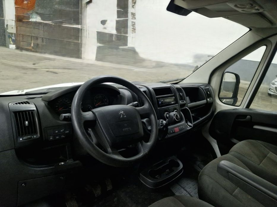 Peugeot boxer avariat