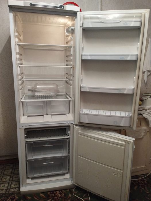 Холодильник indesit sb185
