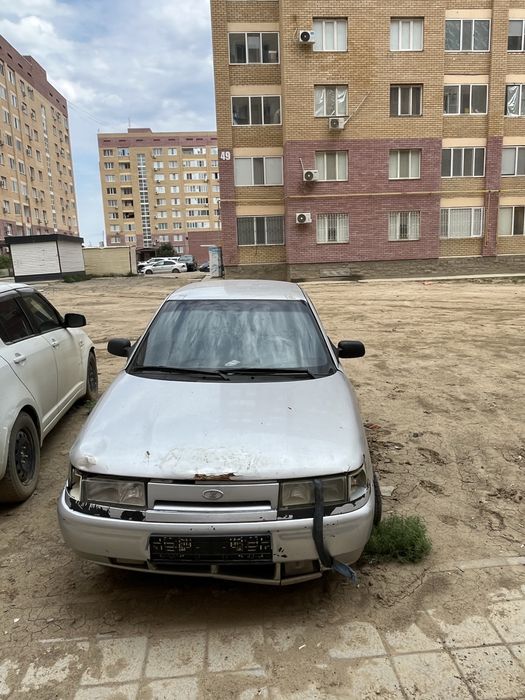 Ваз десятка 2110.