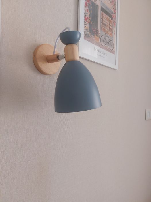 Продаётся  настенный бра светильник