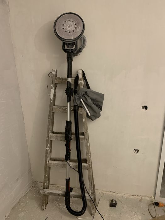 Жираф за шкурене на стени и тавани 2г гаранция