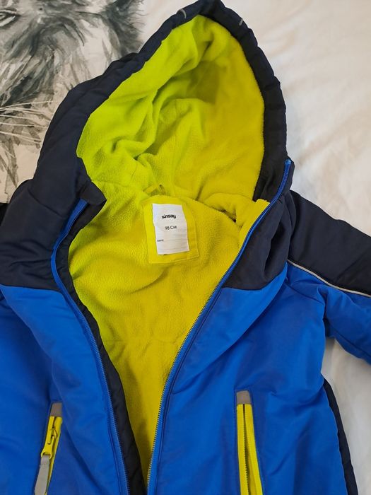 Продавам космонавт.