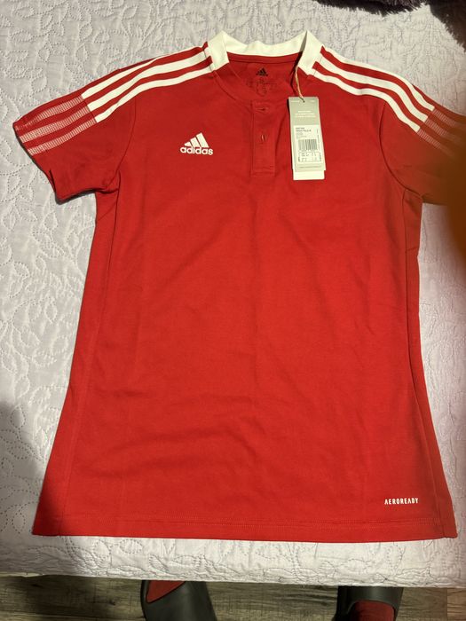 ТенискаAddidad -s/m размер