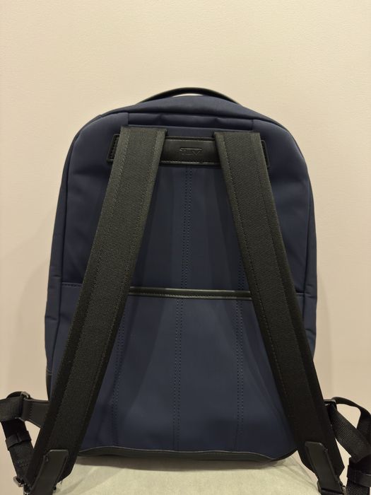 Продам Рюкзак Tumi