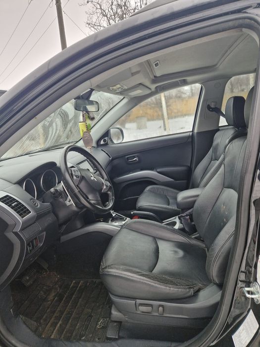 Interior piele și electric Mitsubishi outlander an 2012