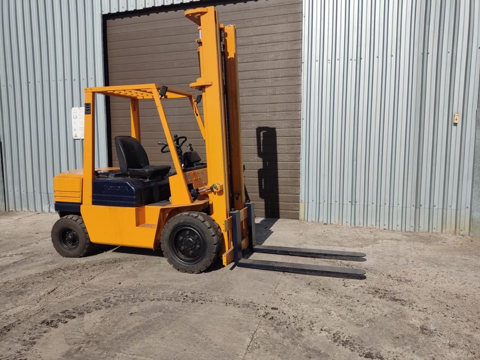 Вилочная кара.