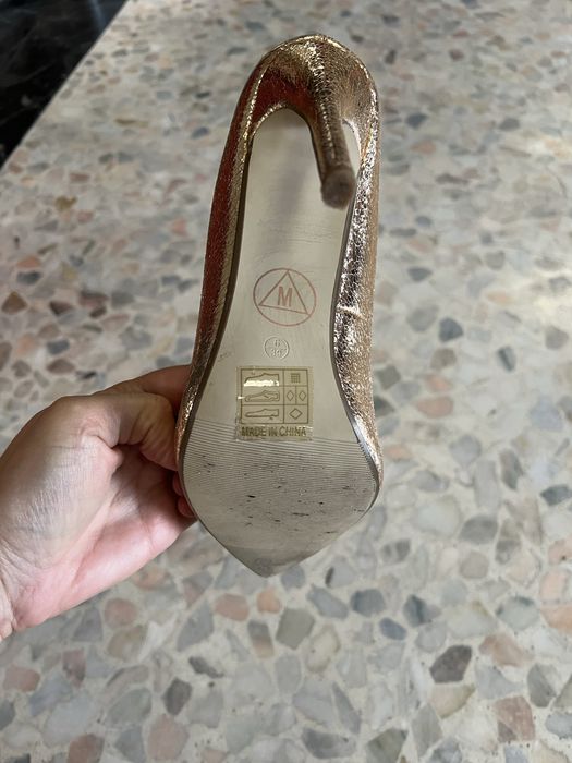 Официални обувки на висок ток Massimo Dutti