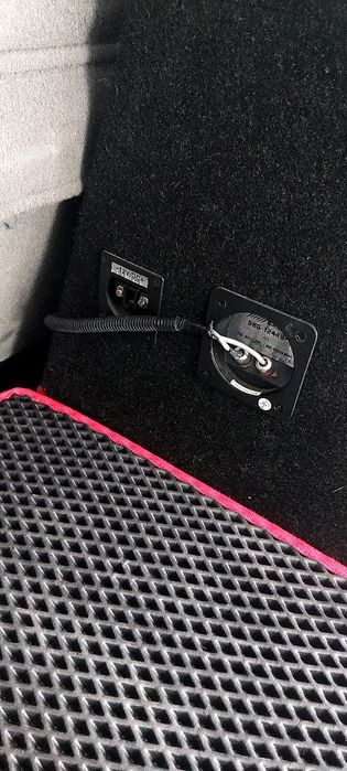 Сабвуфер Alpine750W +усилитель 1500W