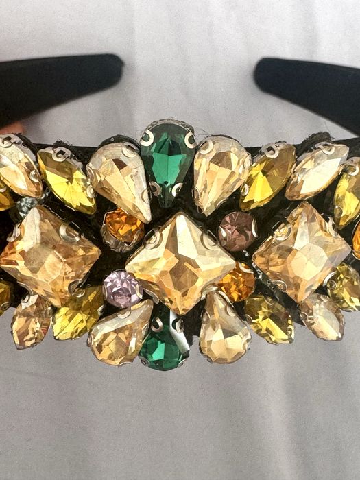 Дамска диадема с кристали