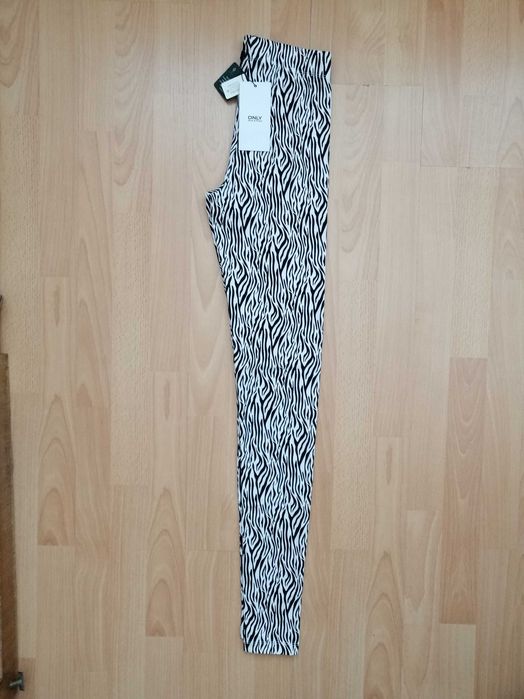Нов дамски клин ONLY XS