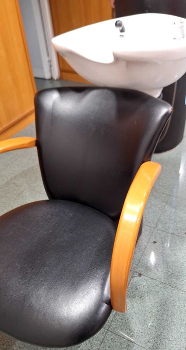 Продавам фризьорско оборудване-3800лв