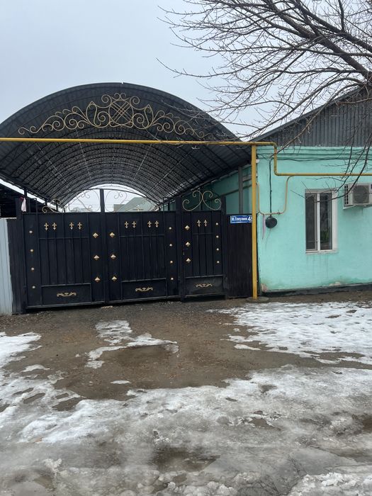 5 бөлмелі қала орталығындағы жер үй сатылады