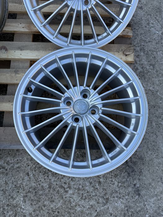 4x100 17, Toyota Yaris