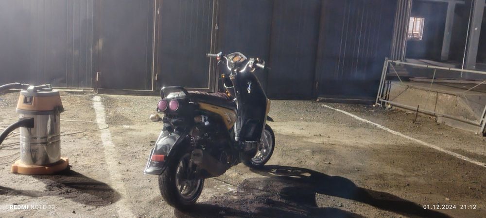 Бензиновый скутер