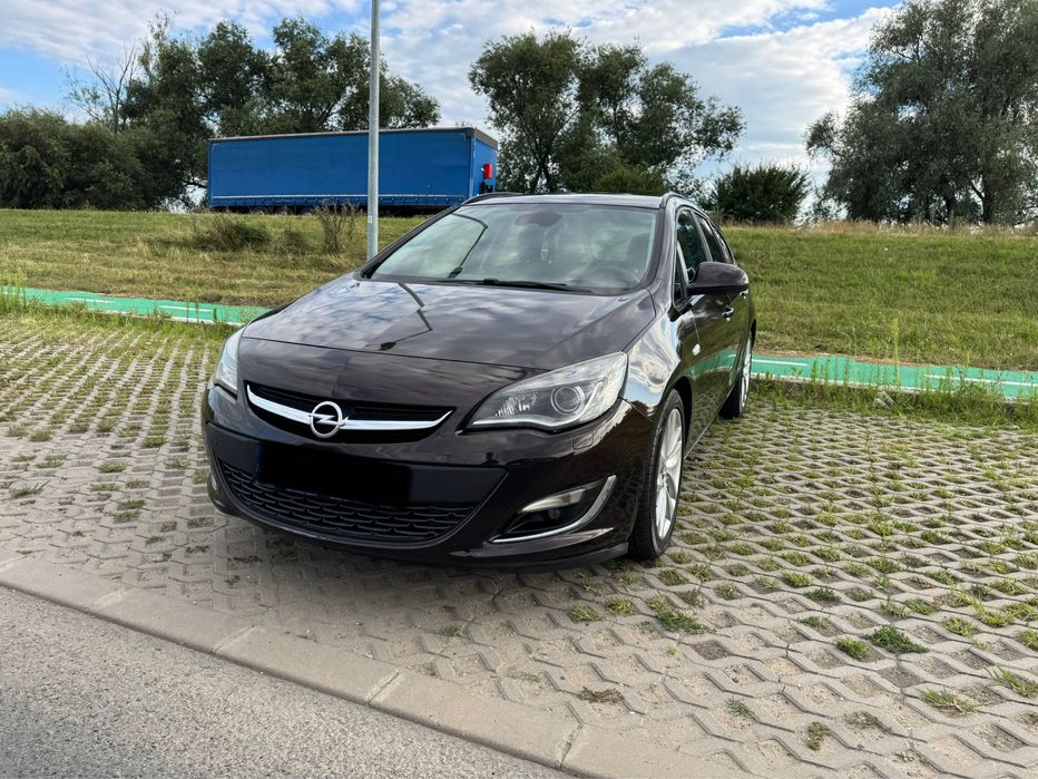 OPEL Astra 2013 — imagine 3
