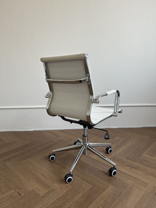 Кресло на колесах