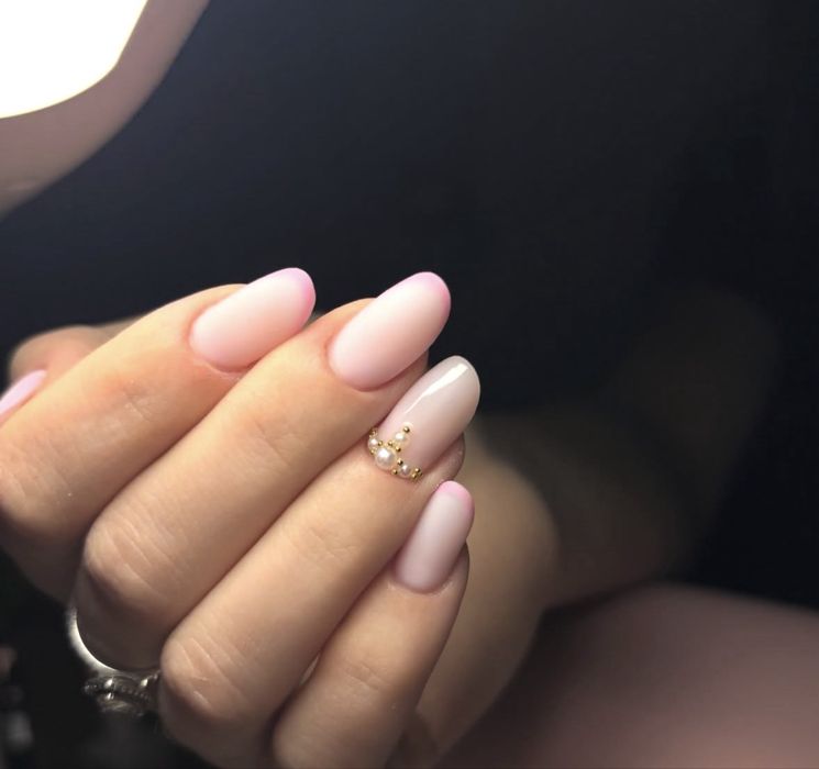 Unghii cu gel/pedichiura