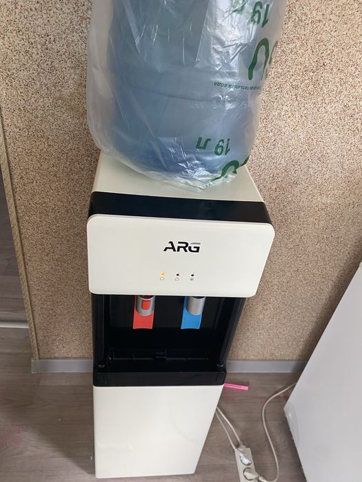 продается диспенсер ARG