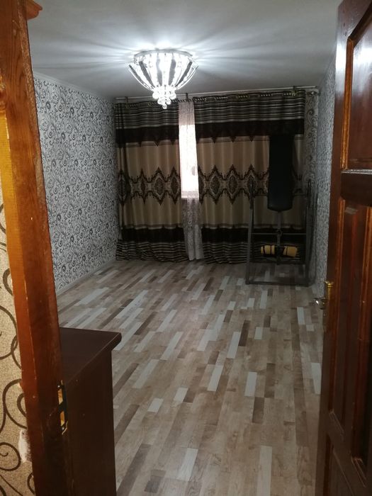 Продаётся 4 х комнатная квартира. Шарк 2