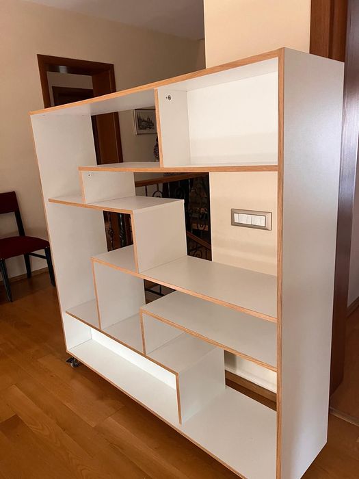 Vand Etajera alba din pal Southbury Woodman -The Home