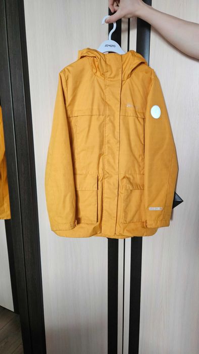 Демисезонная куртка для девочки