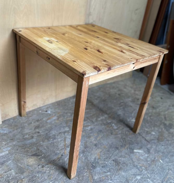 2 buc Masa Din lemn masiv tip Ikea; Masa cu blat 75x75 cm / 100x56 cm