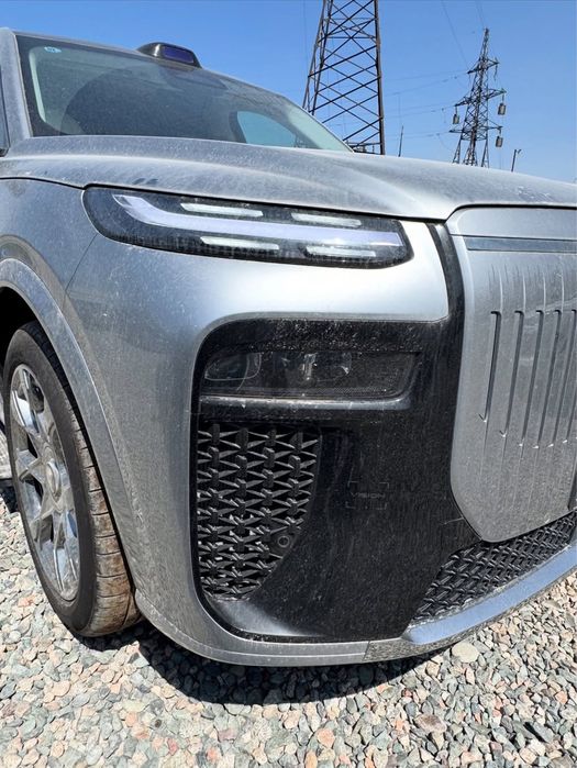 Voyah taishan X8