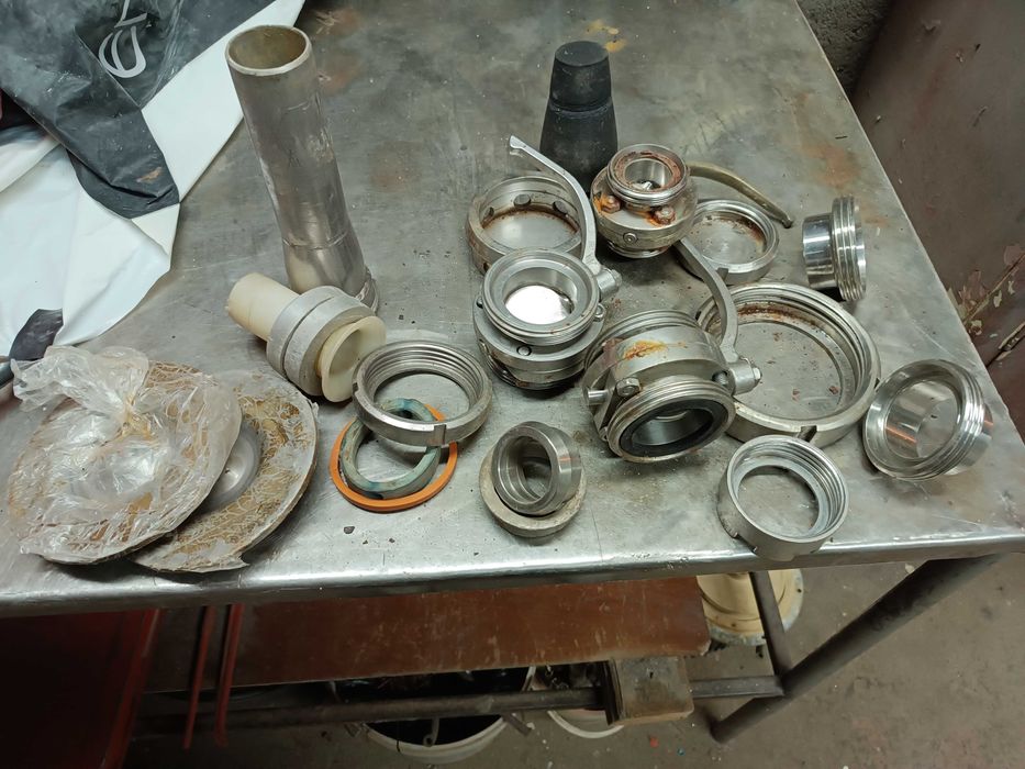 Вакум помпа за течности и части //////