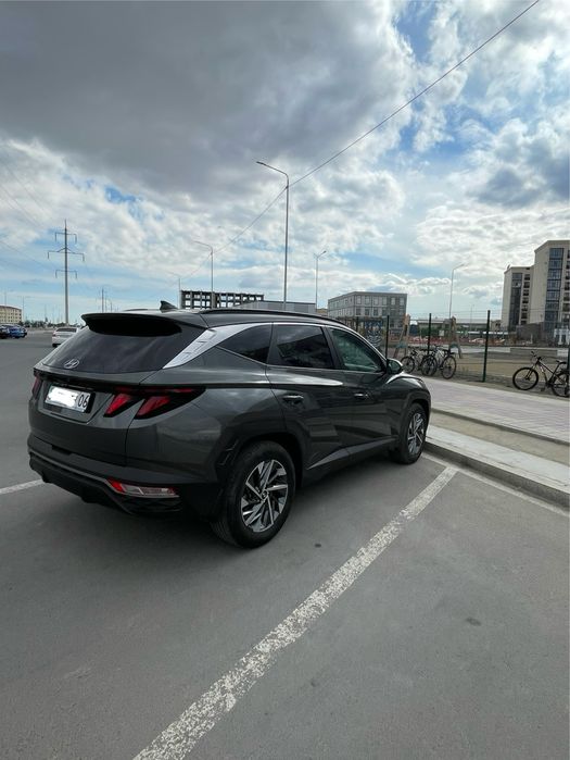 Машина Hunday Tucson