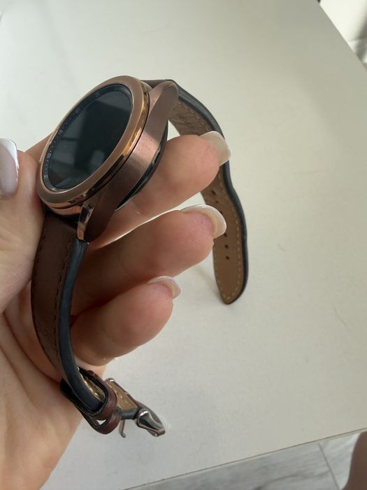 Продам часы Samsung