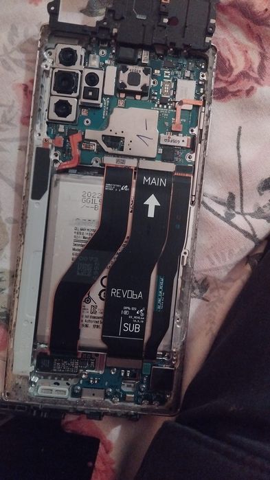 Reparații telefone orice tip va  de telefon și tablete lectopuri va mu