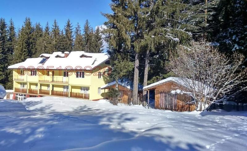 Продава се Парцел в с. Говедарци, Област София-област - 5000 кв.м за 180 €/кв.м - Снимка #1