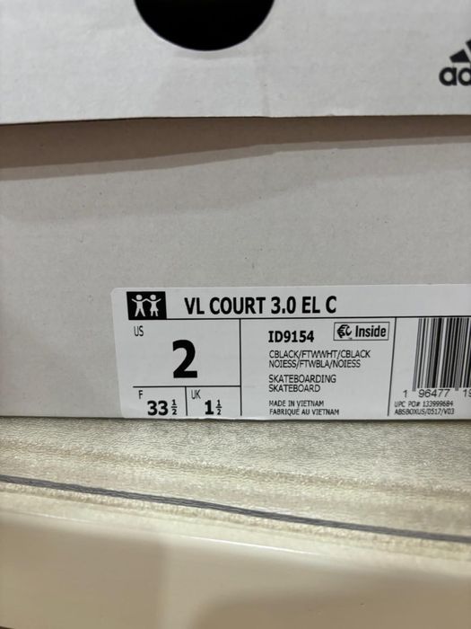 Продам кроссовки