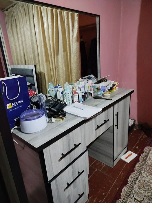 MEBEL sotiladi alo xolatda