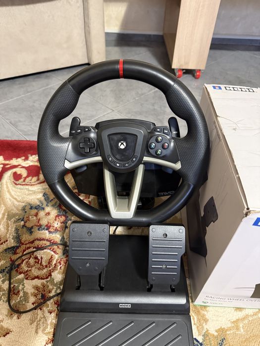 Vand Xbox Series X cu Volan Hori si 4 jocuri