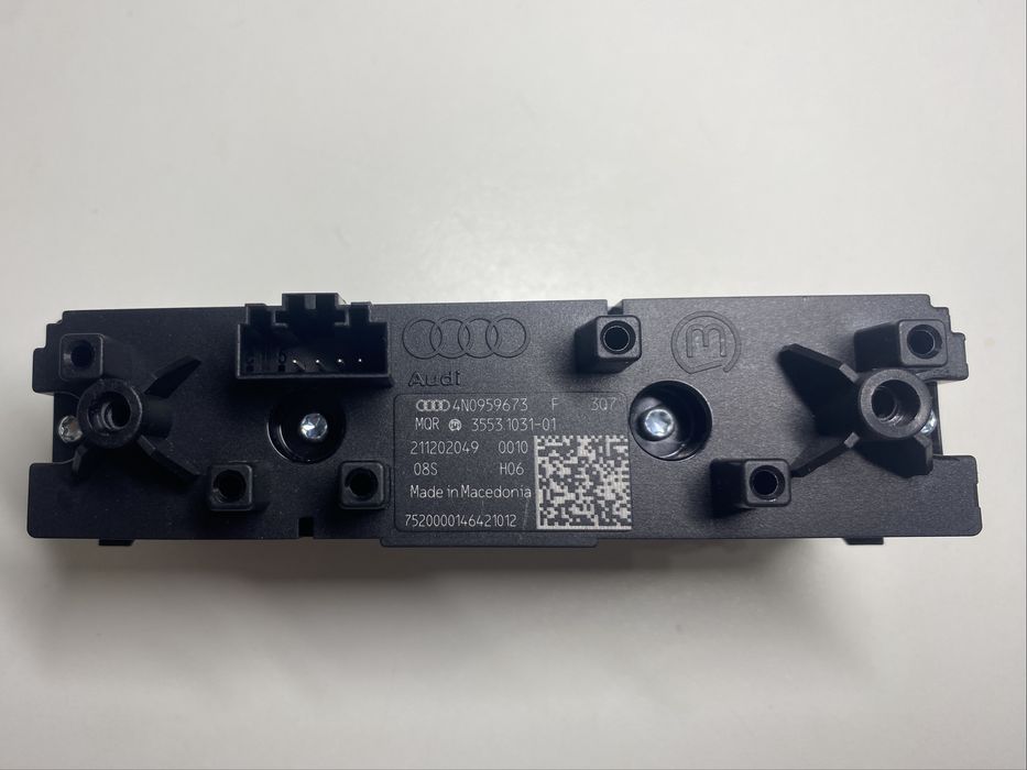 Bloc comenzi park assistradar  PDCAudi A6 C8 A7 A8Q7 Q8 cod: 4N0959673
