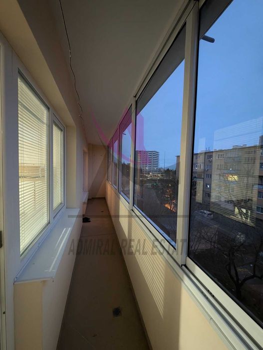 Дава се под наем Тристаен апартамент в Варна, Чайка - 85 кв.м за 750 € - Снимка #2