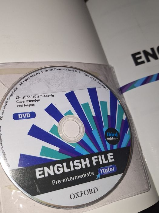книга по английскому Third Edition Pre-Intermediate