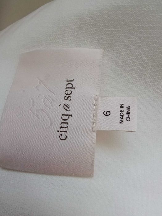 Rochie nouă Cinq A Sept