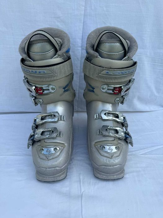 Clapari ski schi Lowa marime EUR:36 Mondo:23