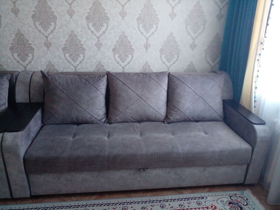 Продам Диван 2+1