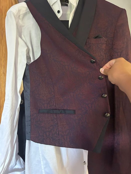 Costum Ginere marimea S Slim Fit