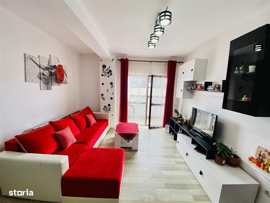 Apartament 3 camere, balcon, parcare inclusa – zona Doamna Stanca