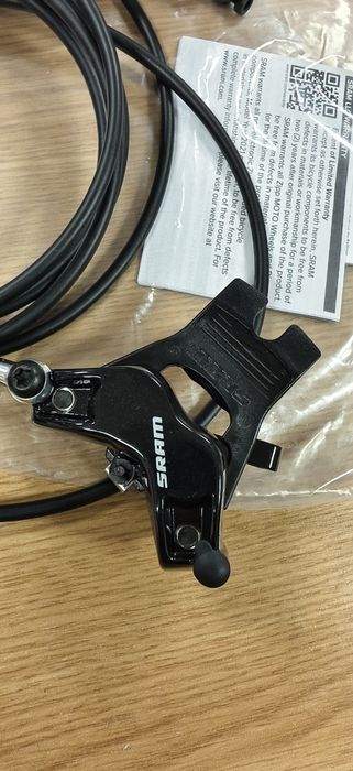 НОВИ ЧЕТИРИБУТАЛНИ SRAM Guide T предна и задна дискови спирачки колело