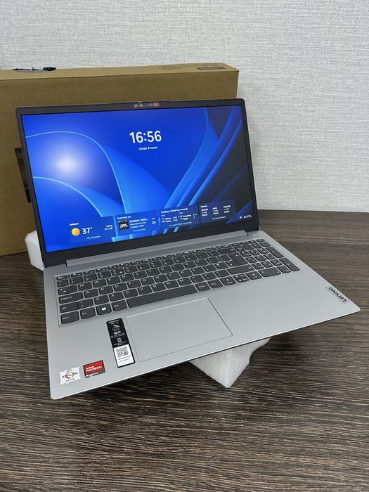 офисный ноутбук  Lenovo IdeaPad 1, для iT и интернета
