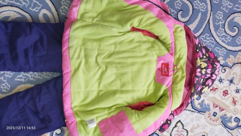 Зимнее комбинезон.